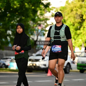 Runner Photo 4051079