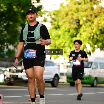 Runner Photo 4051089