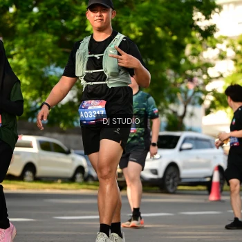 Runner Photo 4051118