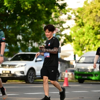 Runner Photo 4051127