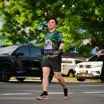 Runner Photo 4051135