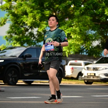 Runner Photo 4051144