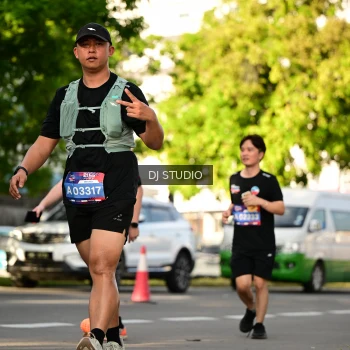 Runner Photo 4051162
