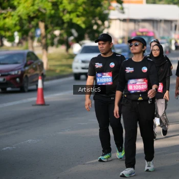 Runner Photo 4051297