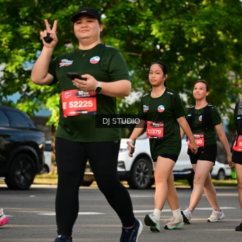 Runner Photo 4051333