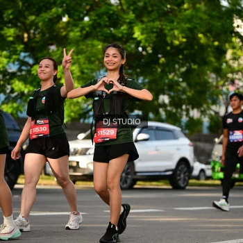 Runner Photo 4051358