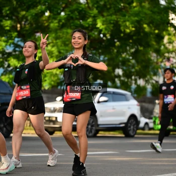 Runner Photo 4051359