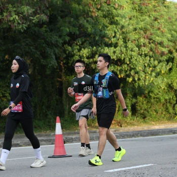 Runner Photo 4051360