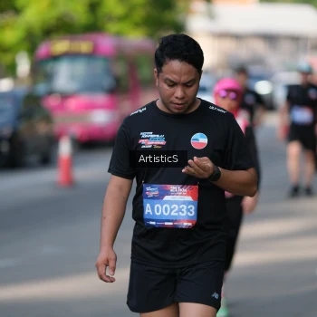 Runner Photo 4051391