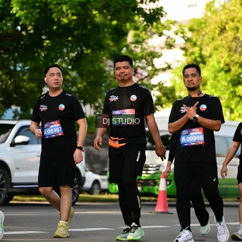 Runner Photo 4051404