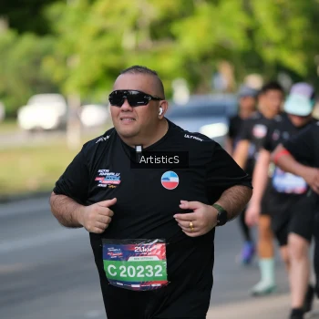 Runner Photo 4051446