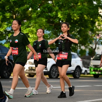 Runner Photo 4051449