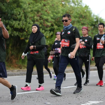 Runner Photo 4051489