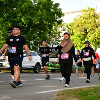 Runner Photo 4051493