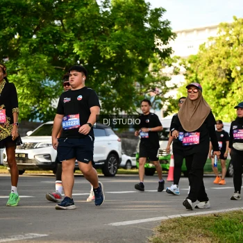 Runner Photo 4051494