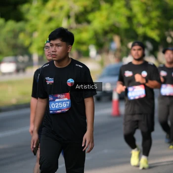 Runner Photo 4051573