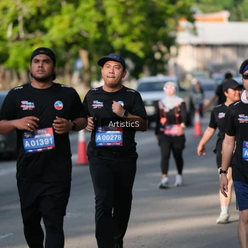 Runner Photo 4051605