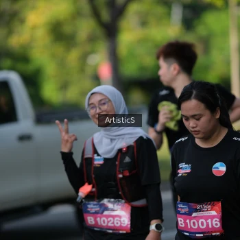Runner Photo 4051703