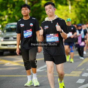 Runner Photo 4051721