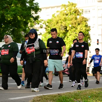 Runner Photo 4051774