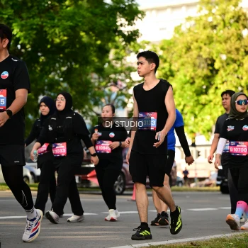Runner Photo 4051796