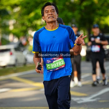 Runner Photo 4051797