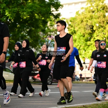 Runner Photo 4051799