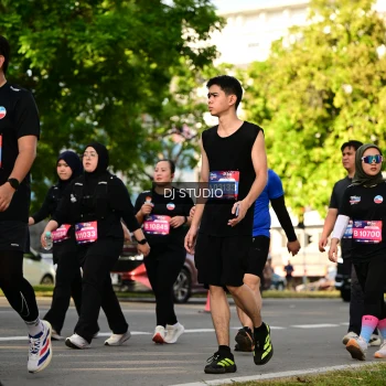 Runner Photo 4051801