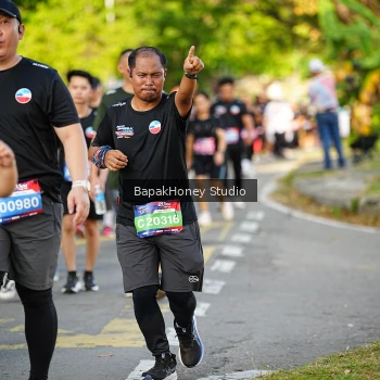Runner Photo 4051837