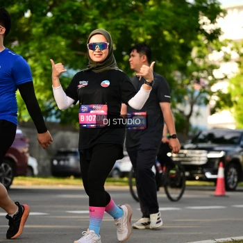 Runner Photo 4051843