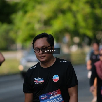 Runner Photo 4051847