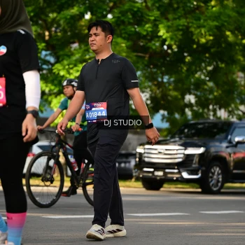 Runner Photo 4051854