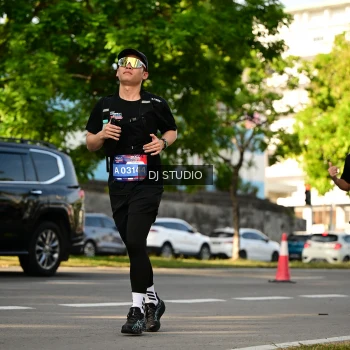 Runner Photo 4051892