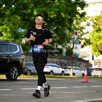 Runner Photo 4051902