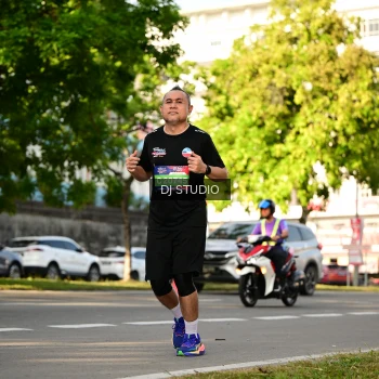 Runner Photo 4051912