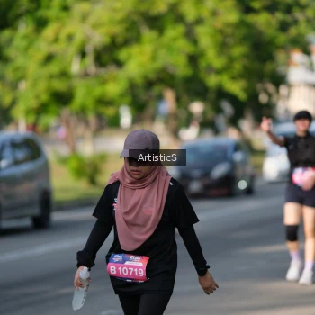 Runner Photo 4051923