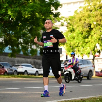 Runner Photo 4051944