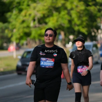 Runner Photo 4051945