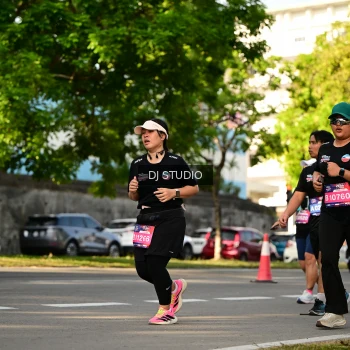 Runner Photo 4051954