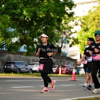 Runner Photo 4051964