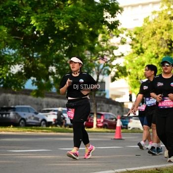 Runner Photo 4051973