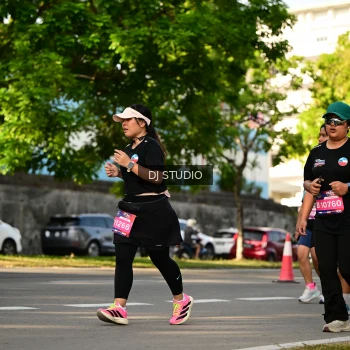 Runner Photo 4051974