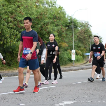 Runner Photo 4052022