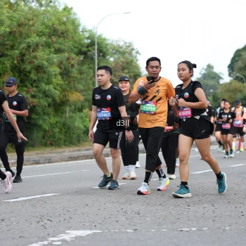 Runner Photo 4052023