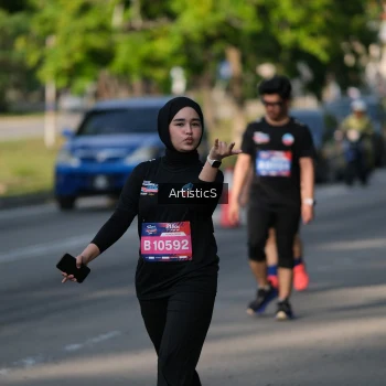 Runner Photo 4052025