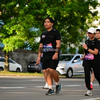 Runner Photo 4052026