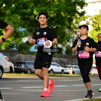 Runner Photo 4052057