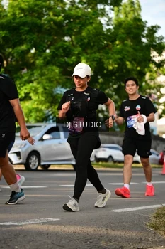 Runner Photo 4052091