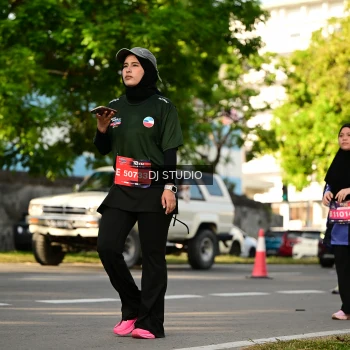Runner Photo 4052113