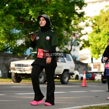 Runner Photo 4052115